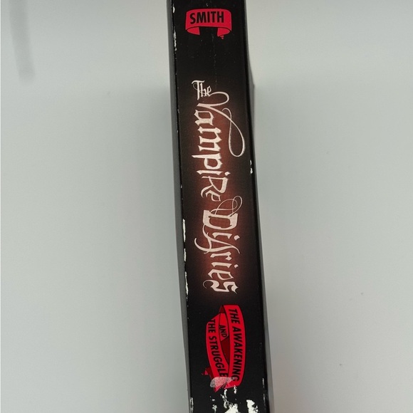 The Vampire Diaries by LJ Smith - Paperback - Picture 3 of 3